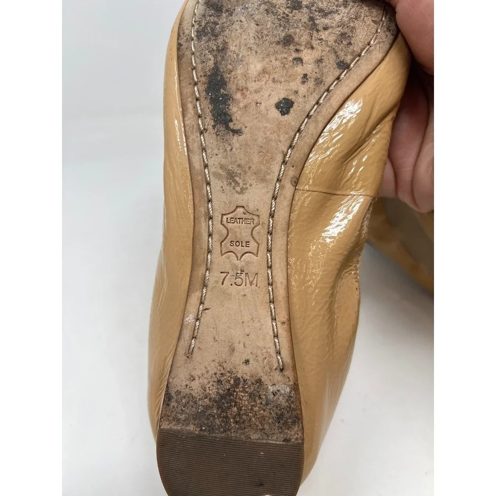 Tory Burch Caroline Patent Leather Ballet Flats Natural Logo Medallion Size 7.5